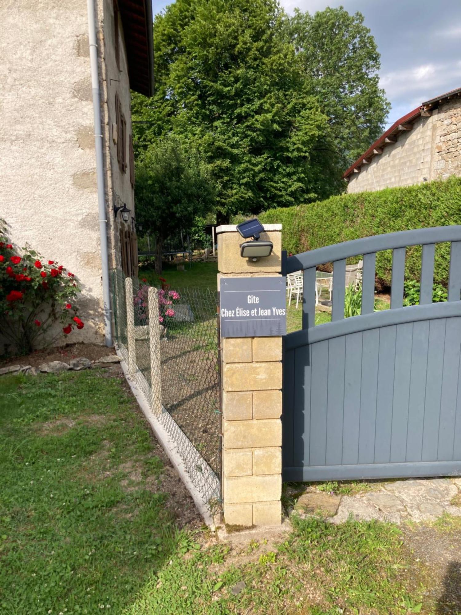 Villa Chez Elise Et Jean Yves Job Exterior foto